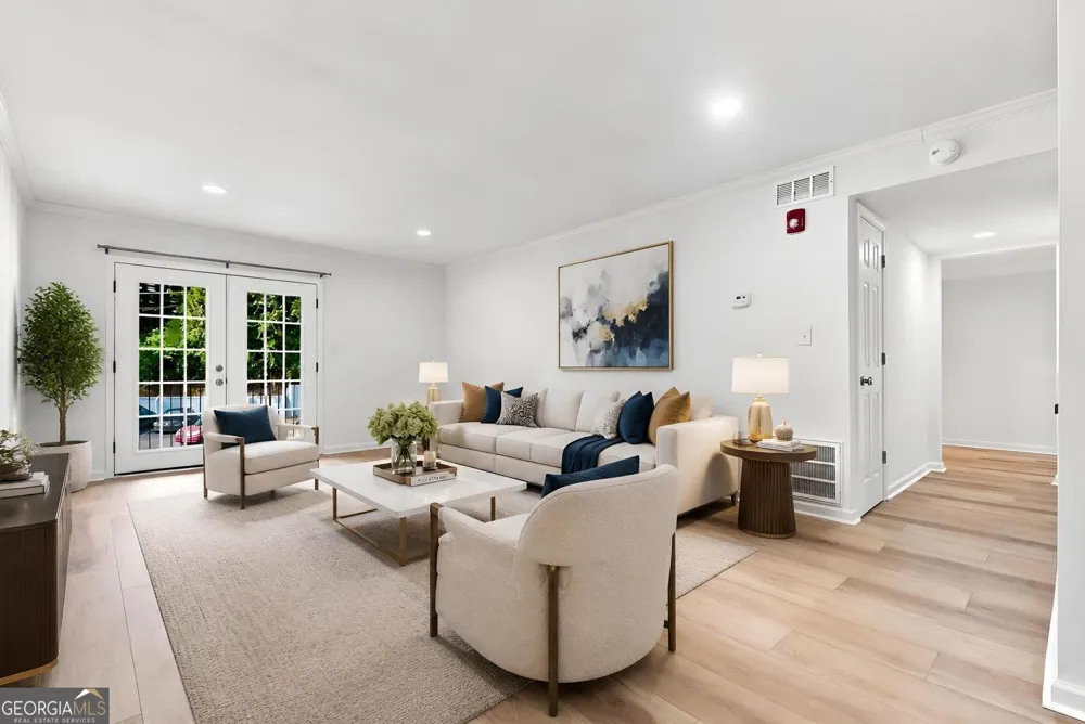 5095 Roswell RD Sandy Springs, GA 30342