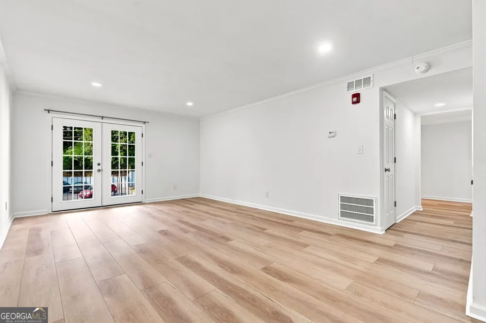 5095 Roswell RD Sandy Springs, GA 30342