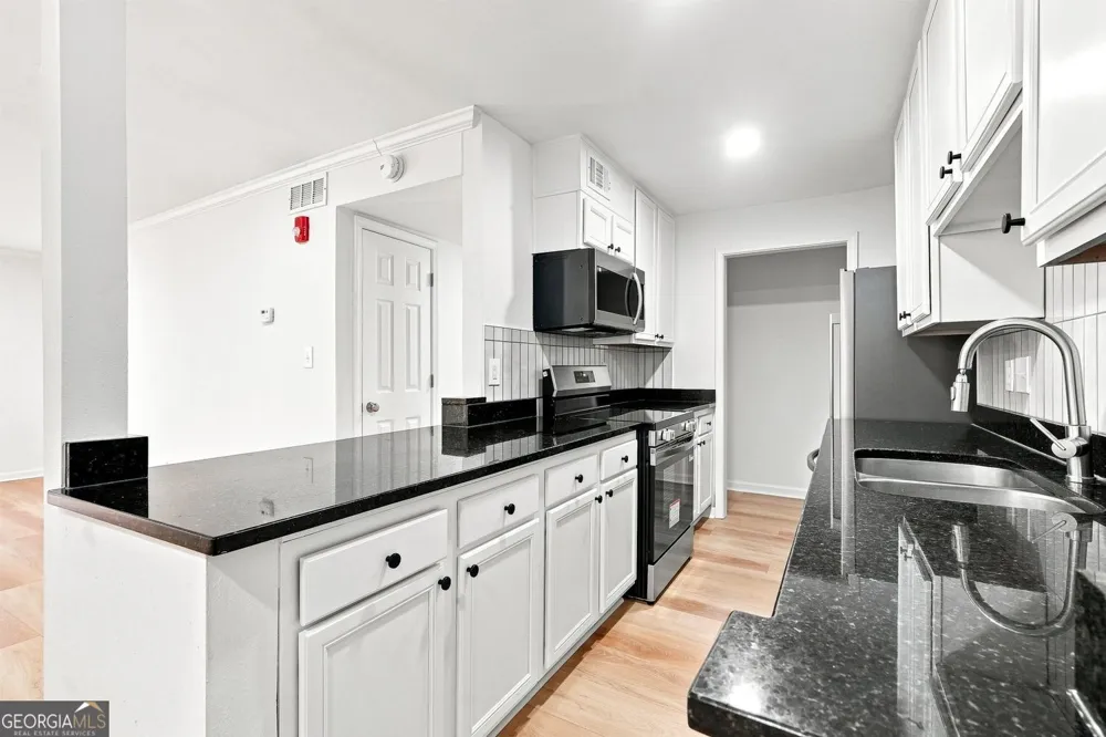 5095 Roswell RD Sandy Springs, GA 30342