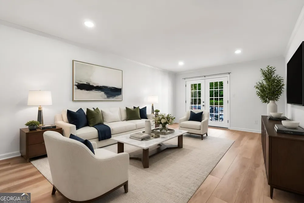 5095 Roswell RD Sandy Springs, GA 30342