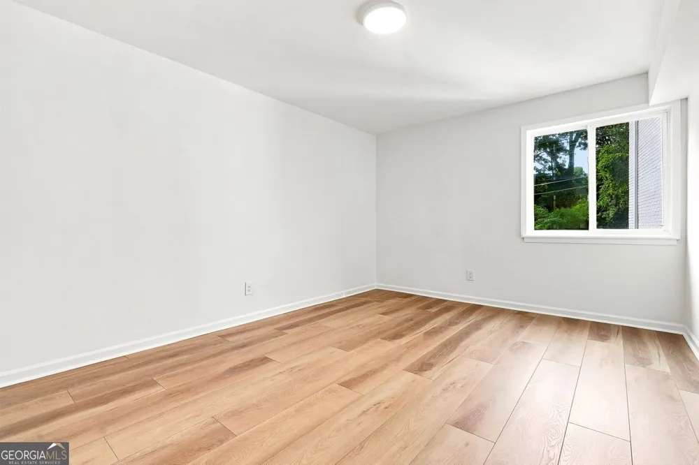 5095 Roswell RD Sandy Springs, GA 30342