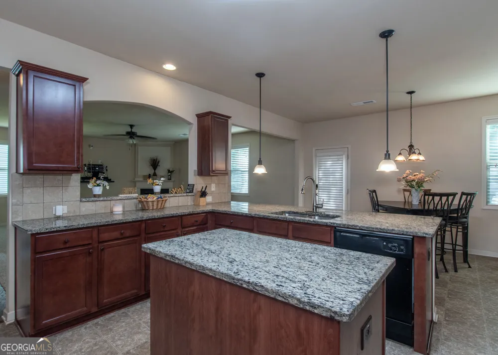 7728 Old Thyme RD Union City, GA 30291