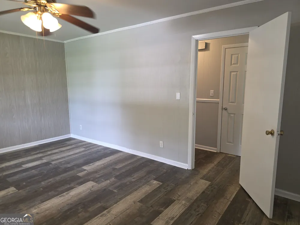1427 B Old Hwy 100 Waco, GA 30182