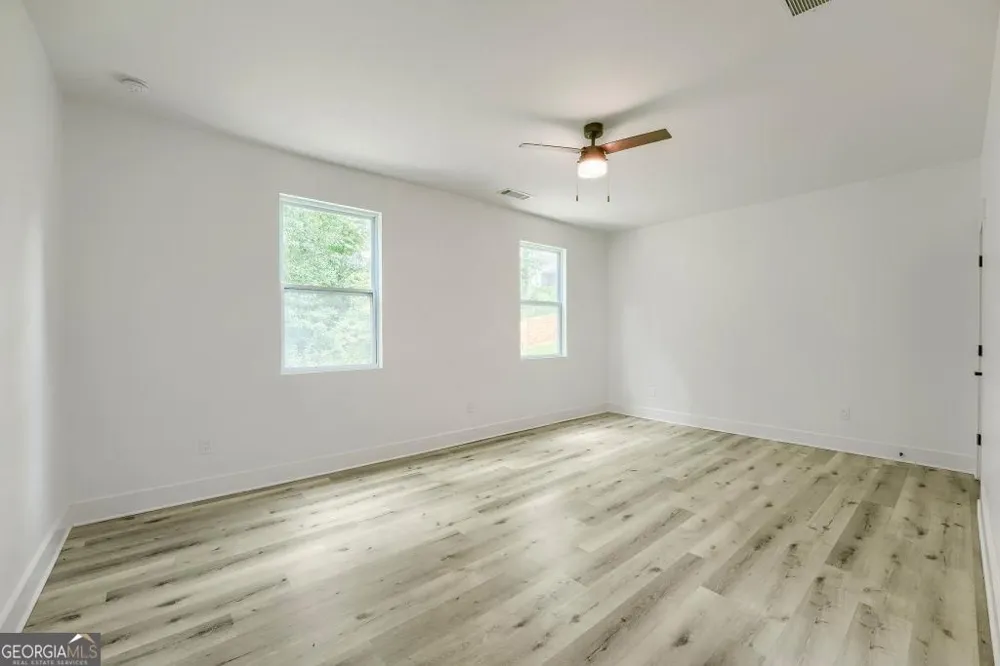 658 Rockbridge RD NW Lilburn, GA 30047
