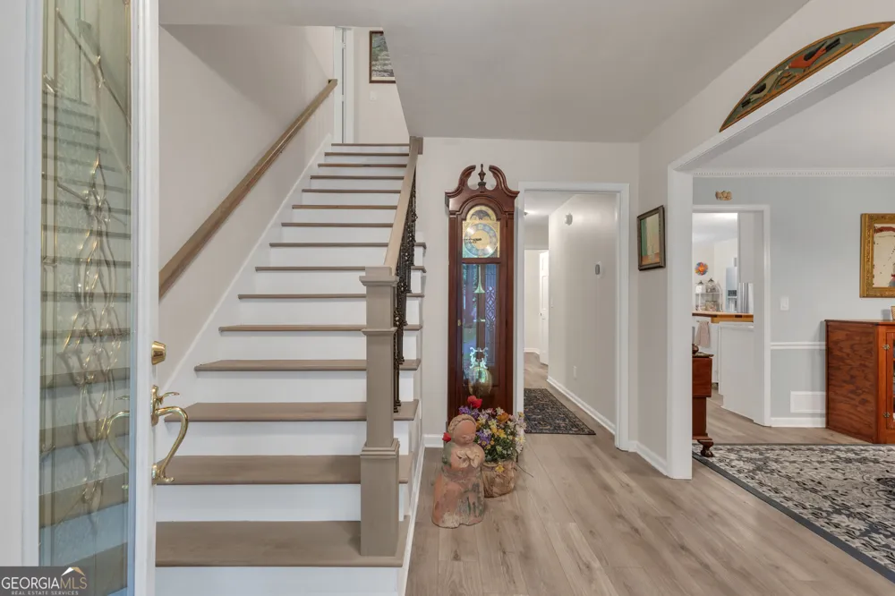 153 Lakeside DR Peachtree City, GA 30269