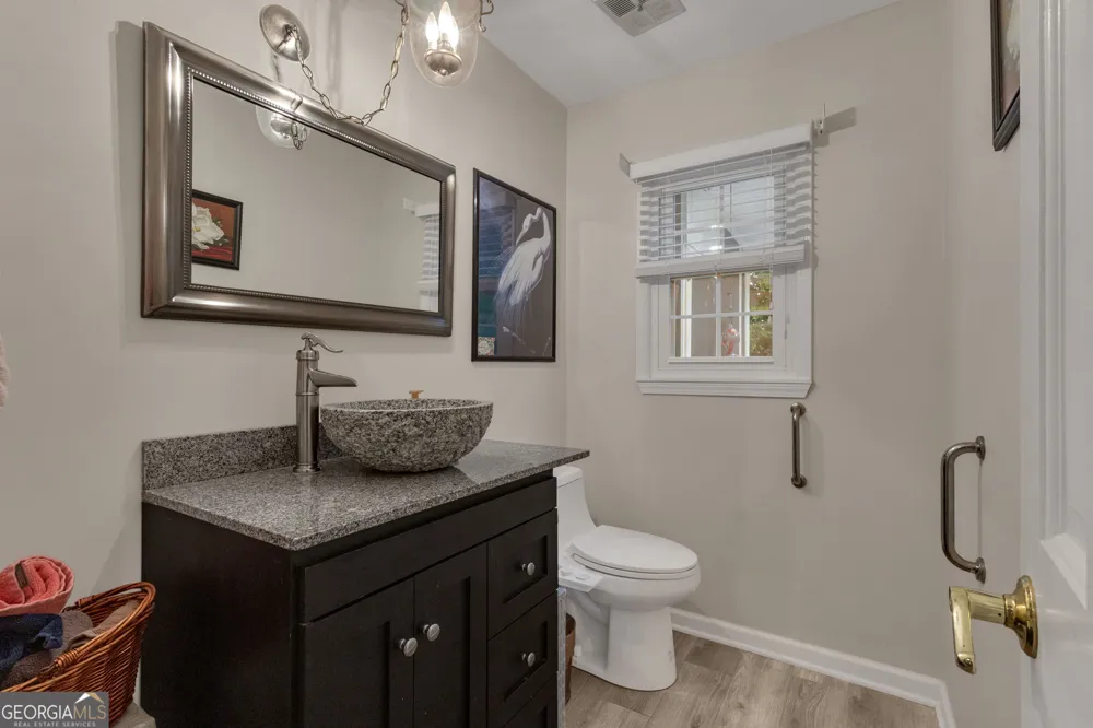 153 Lakeside DR Peachtree City, GA 30269
