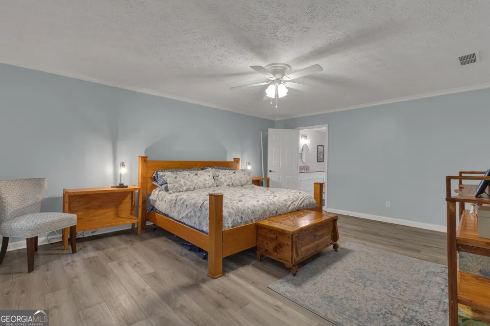 153 Lakeside DR Peachtree City, GA 30269