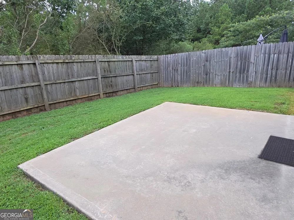 326 Lauren DR Fairburn, GA 30213