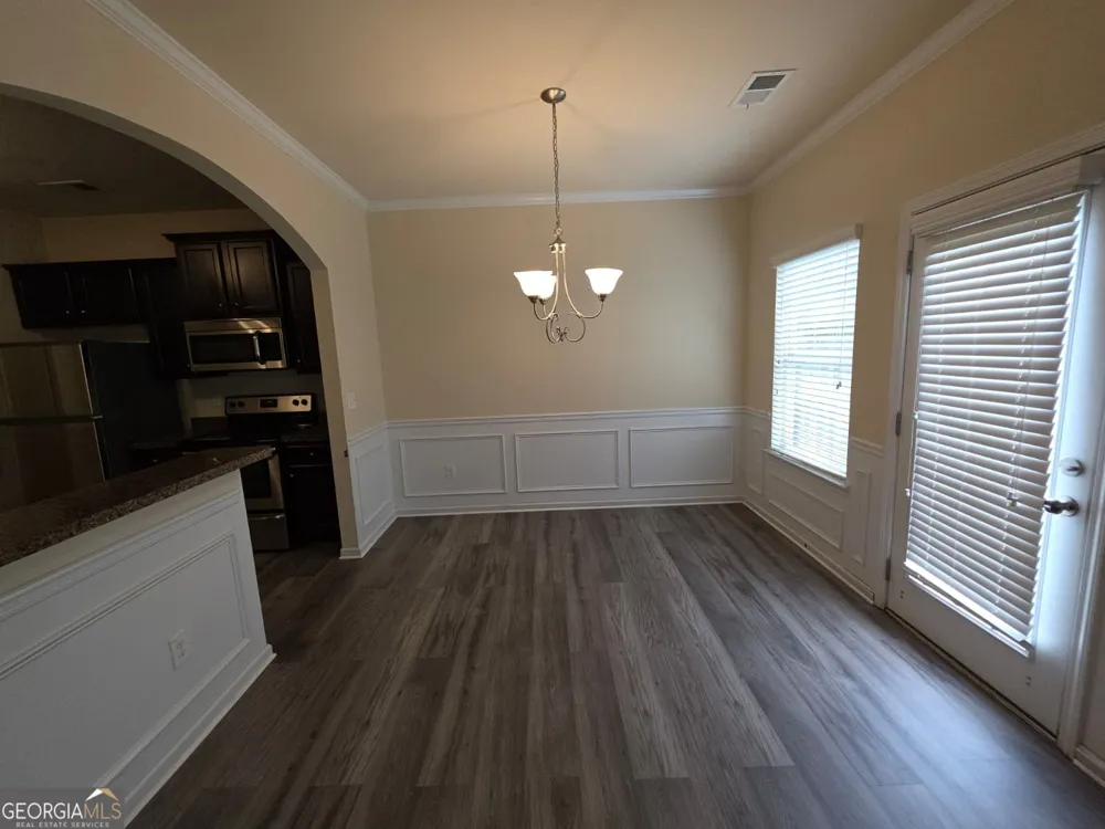 326 Lauren DR Fairburn, GA 30213