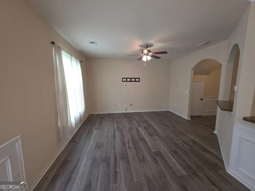 326 Lauren DR Fairburn, GA 30213