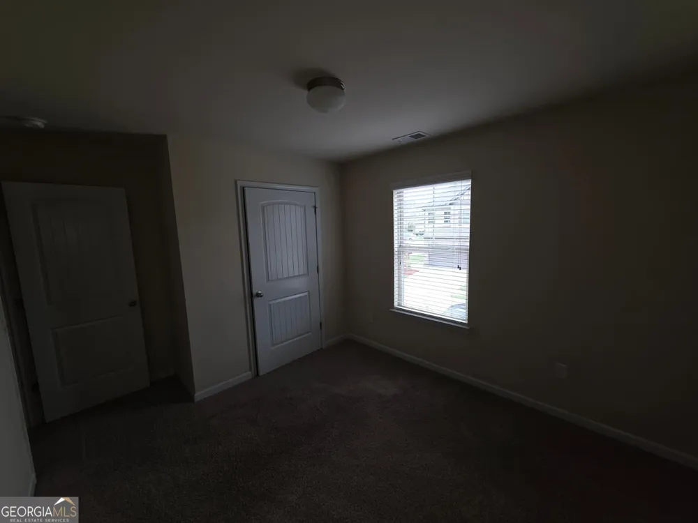 326 Lauren DR Fairburn, GA 30213