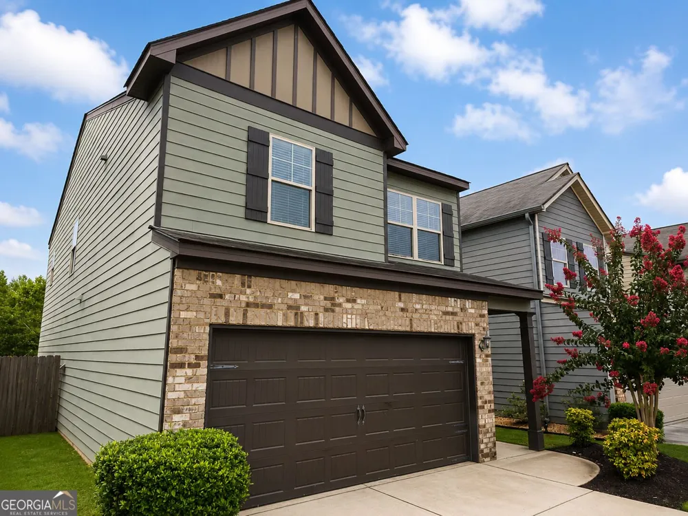326 Lauren DR Fairburn, GA 30213