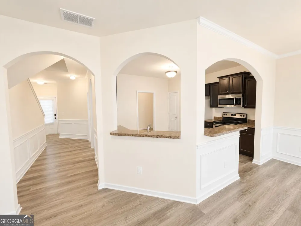 326 Lauren DR Fairburn, GA 30213