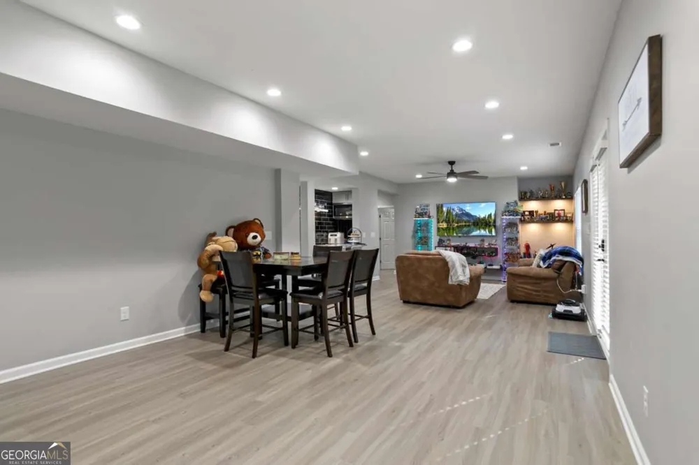 307 Tall Pines CT Canton, GA 30114