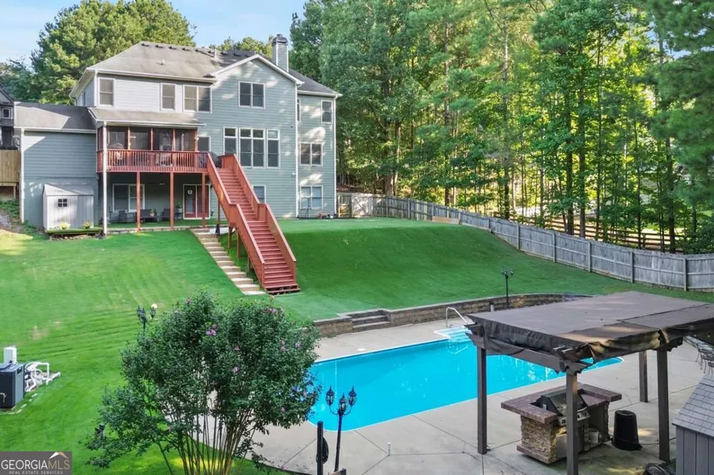 307 Tall Pines CT Canton, GA 30114