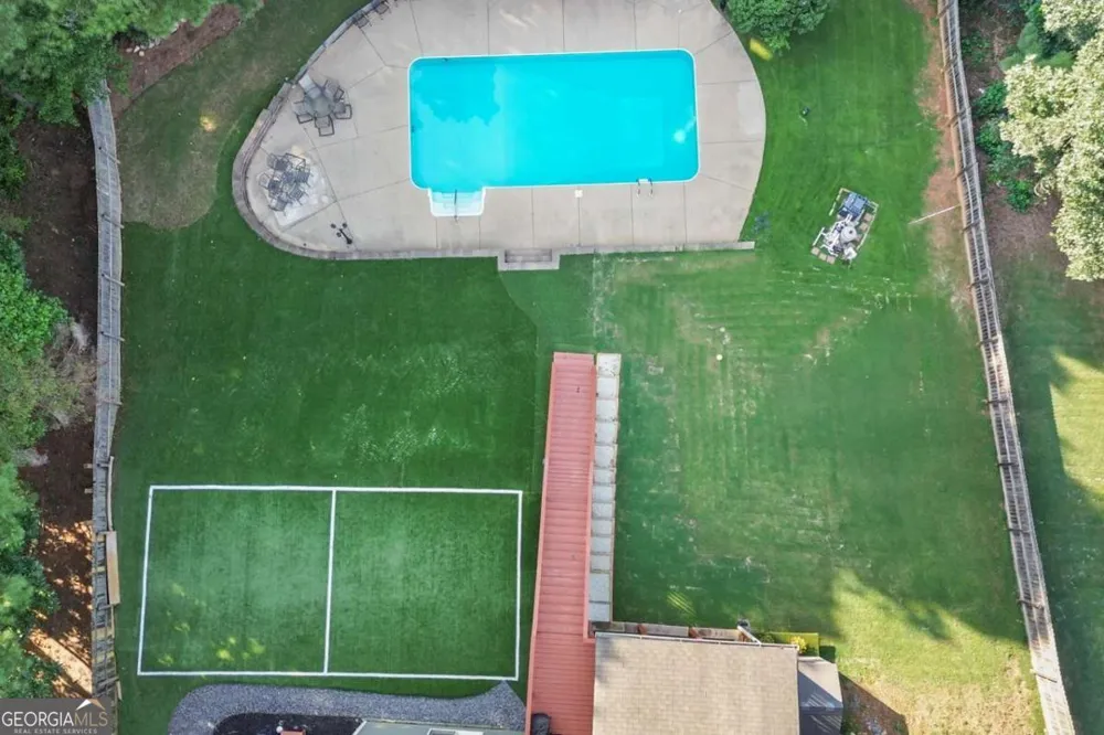 307 Tall Pines CT Canton, GA 30114