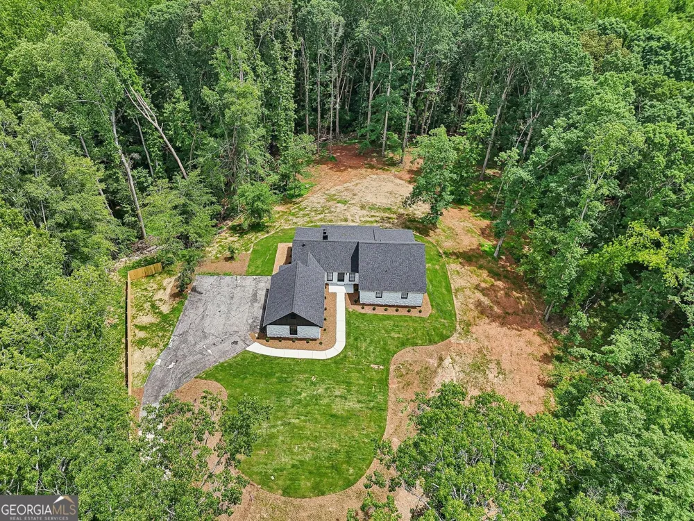 2725 Glendale DR NE Conyers, GA 30013