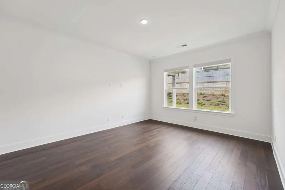 716 Elizabeth TRL Woodstock, GA 30189