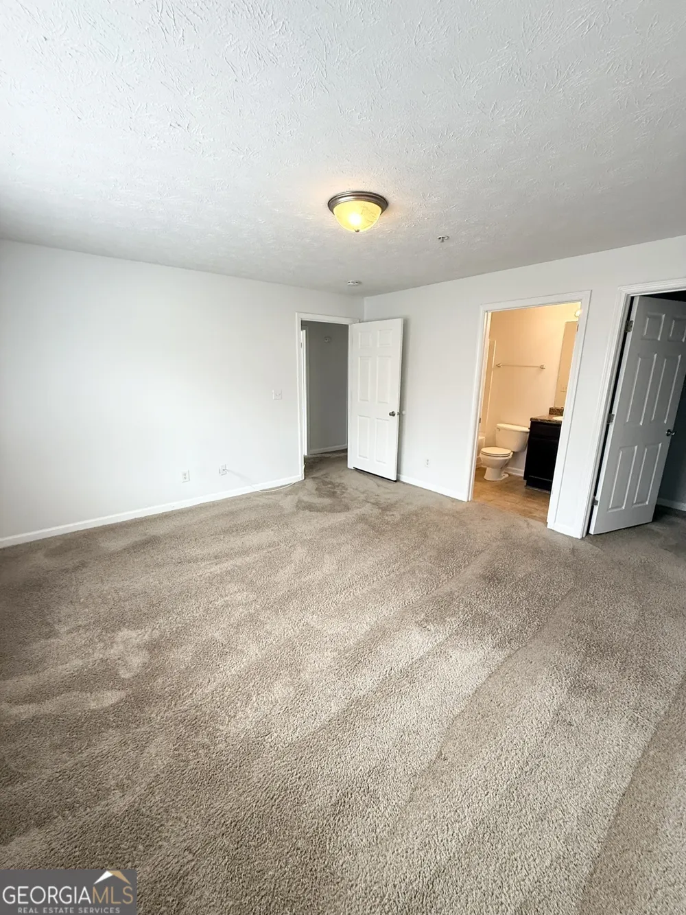 10201 Fairington Ridge CIR Lithonia, GA 30038