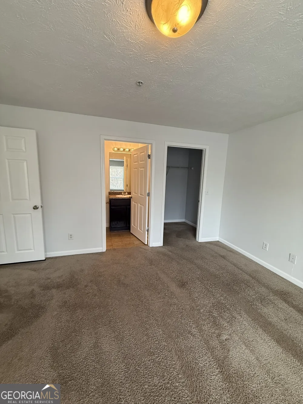 10201 Fairington Ridge CIR Lithonia, GA 30038