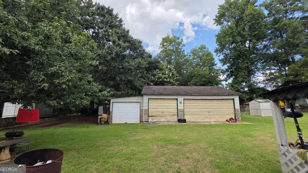 1566 Flicker RD Jonesboro, GA 30238