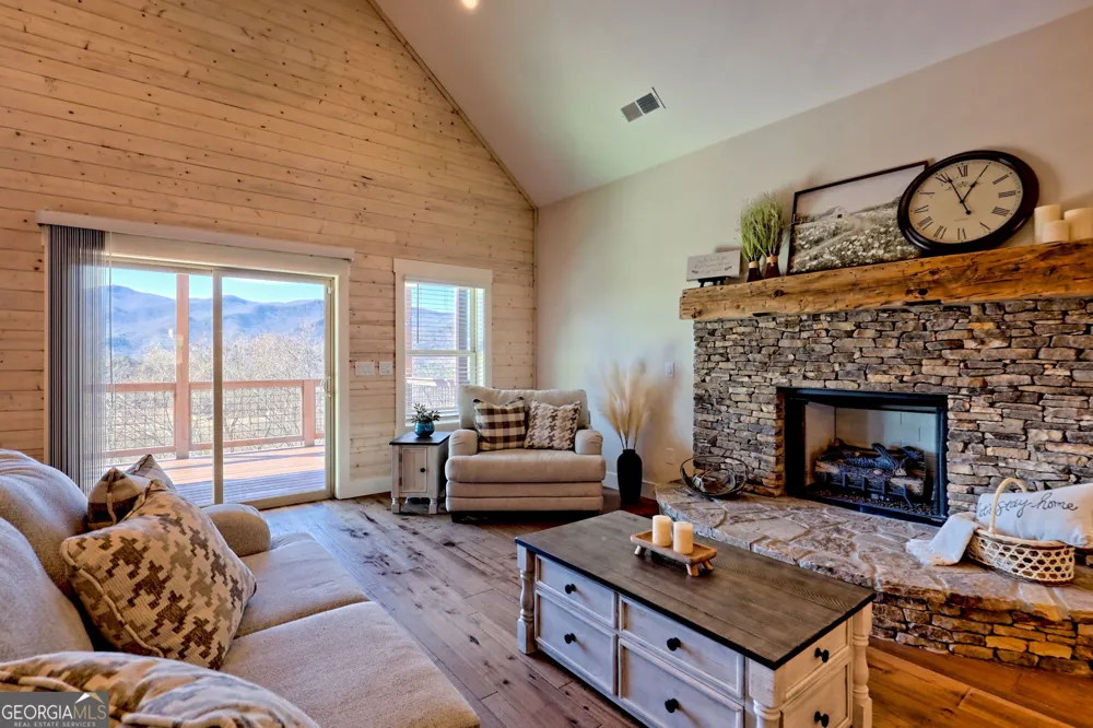 438 Mill Ridge RD Hiawassee, GA 30546