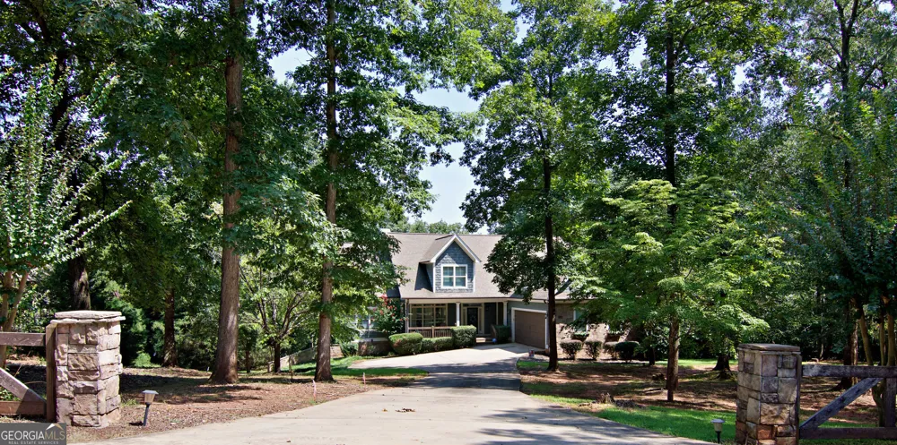 231 Stelling DR Townville, SC 29689