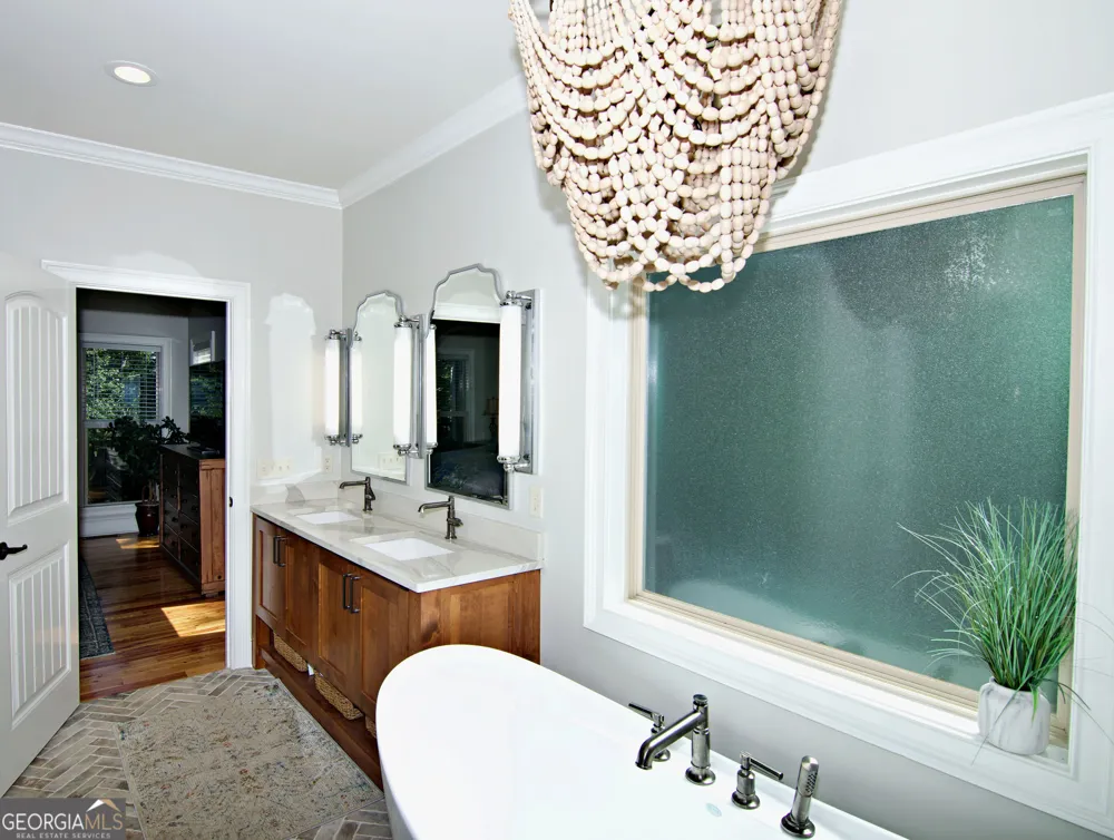 231 Stelling DR Townville, SC 29689