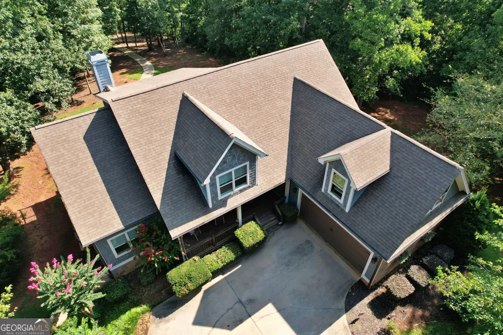 231 Stelling DR Townville, SC 29689