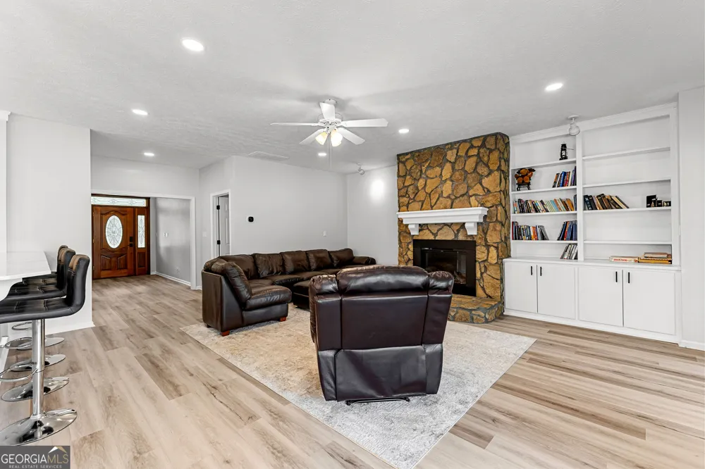 5 Hubert Russell RD Pine Mountain, GA 31822