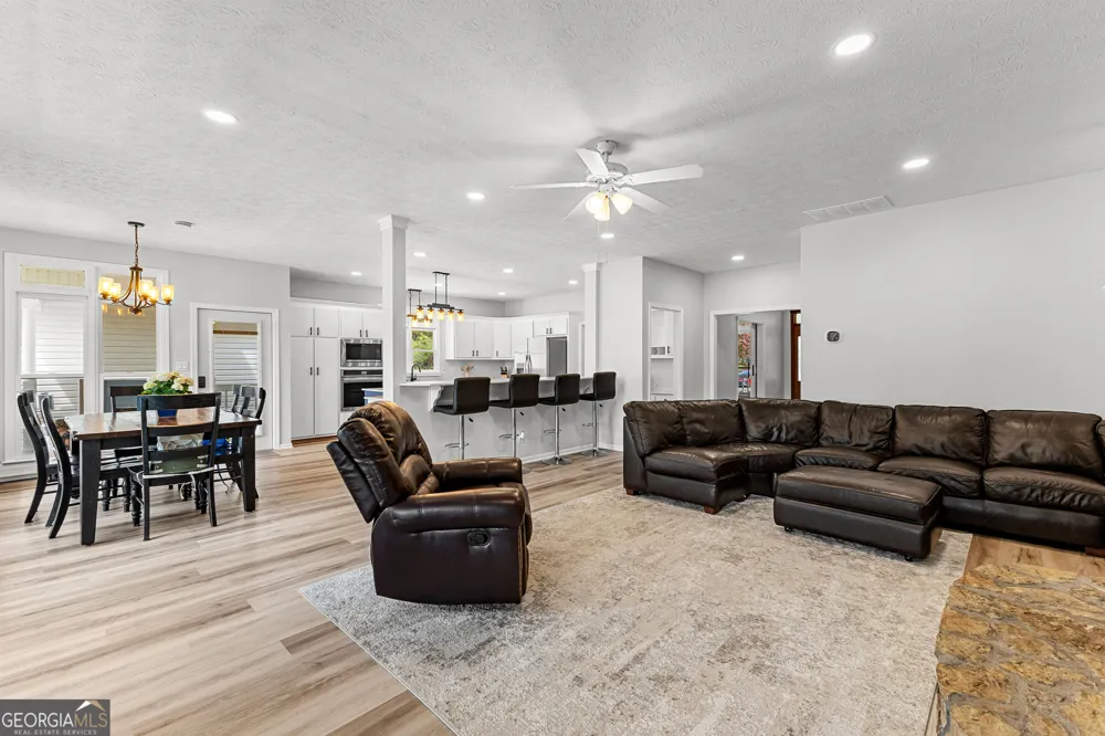 5 Hubert Russell RD Pine Mountain, GA 31822