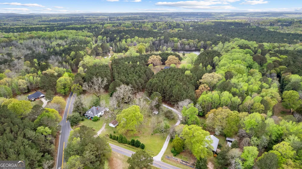 5 Hubert Russell RD Pine Mountain, GA 31822