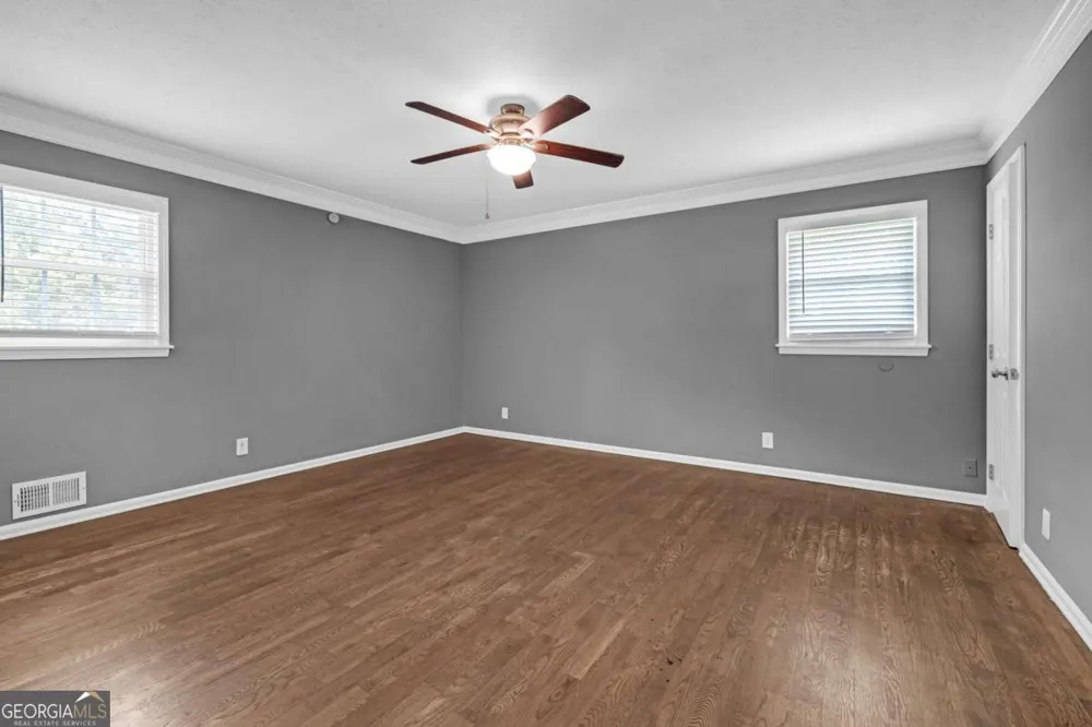 497 Dicks CT NW Lilburn, GA 30047