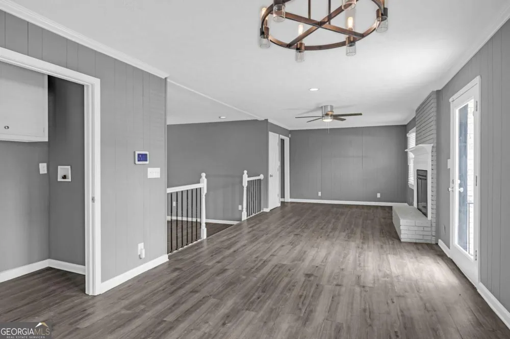 497 Dicks CT NW Lilburn, GA 30047