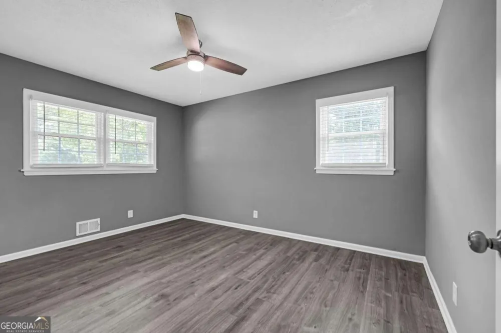 497 Dicks CT NW Lilburn, GA 30047