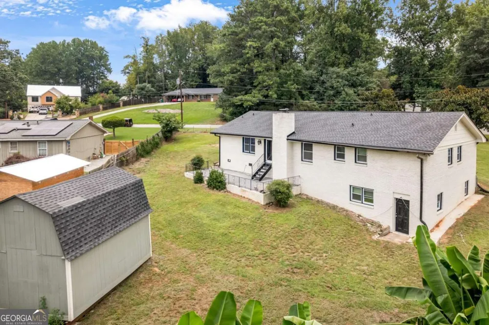 497 Dicks CT NW Lilburn, GA 30047