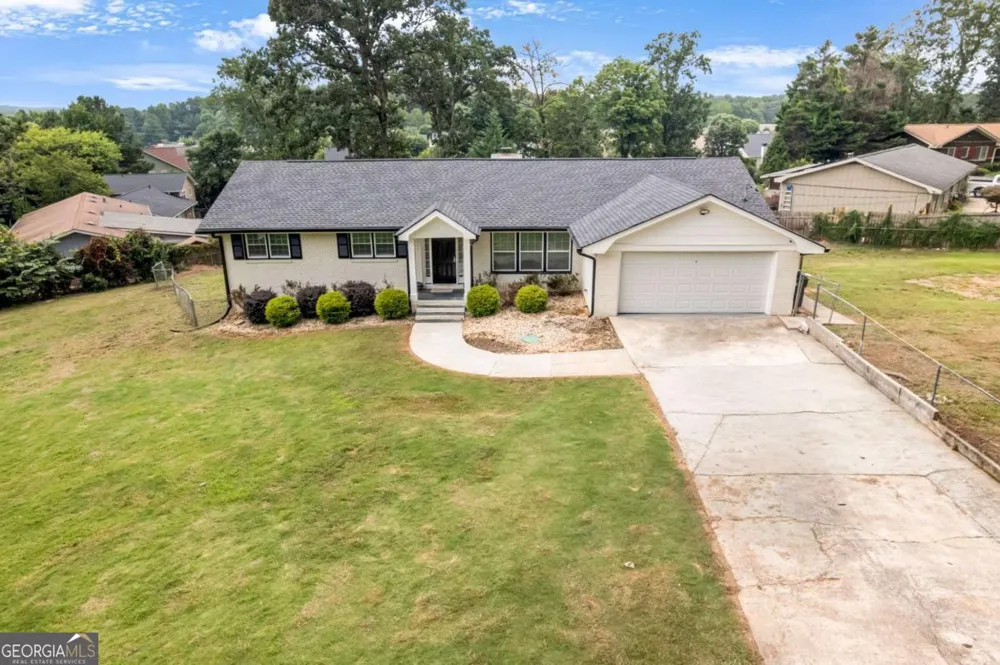 497 Dicks CT NW Lilburn, GA 30047