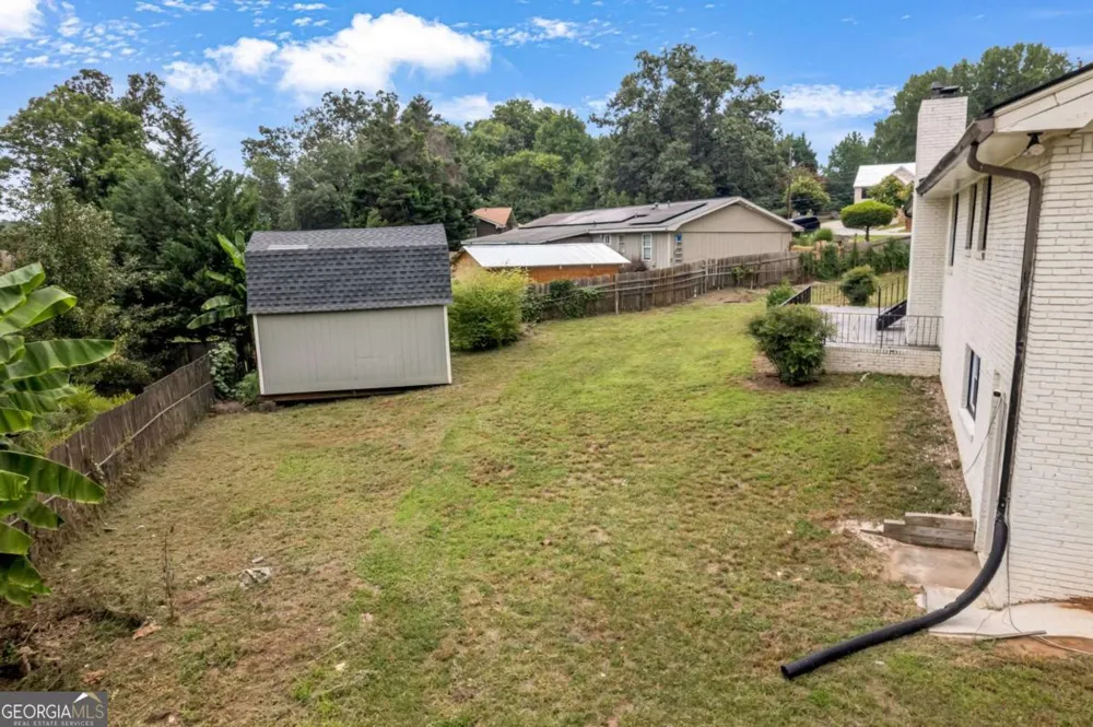497 Dicks CT NW Lilburn, GA 30047