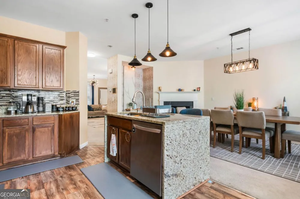 11279 Musette CIR Alpharetta, GA 30009
