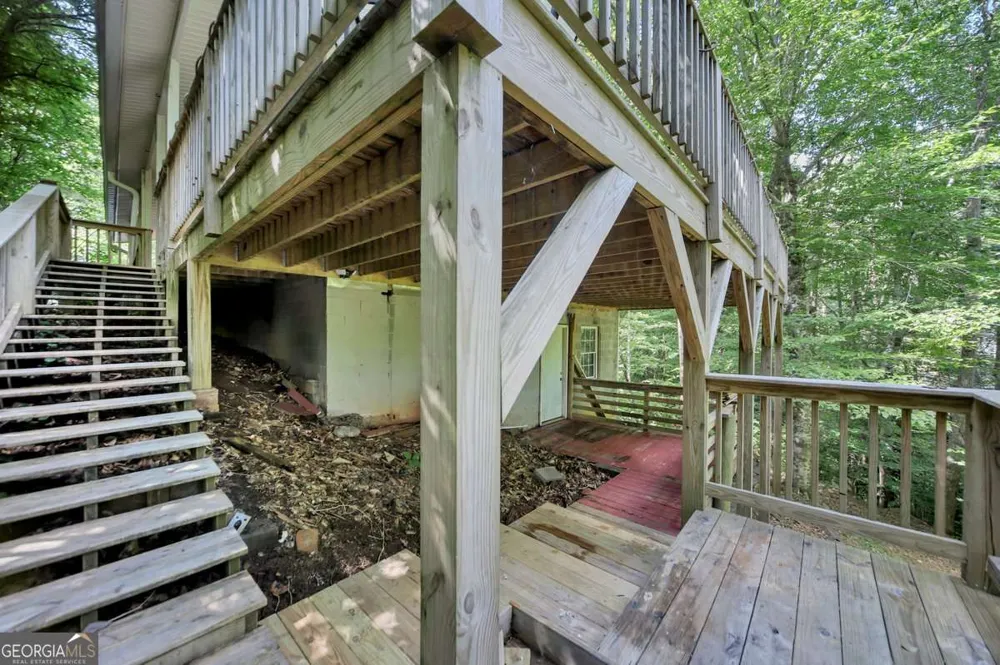 126 Silver Fox DR Dawsonville, GA 30534