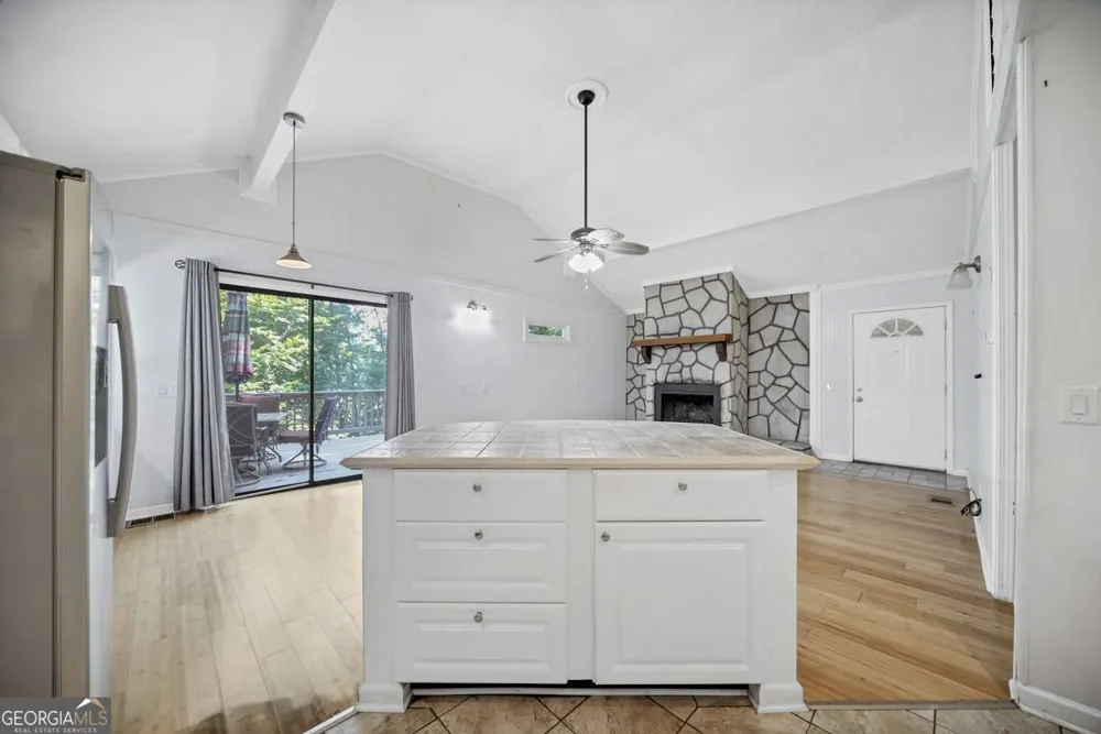 126 Silver Fox DR Dawsonville, GA 30534