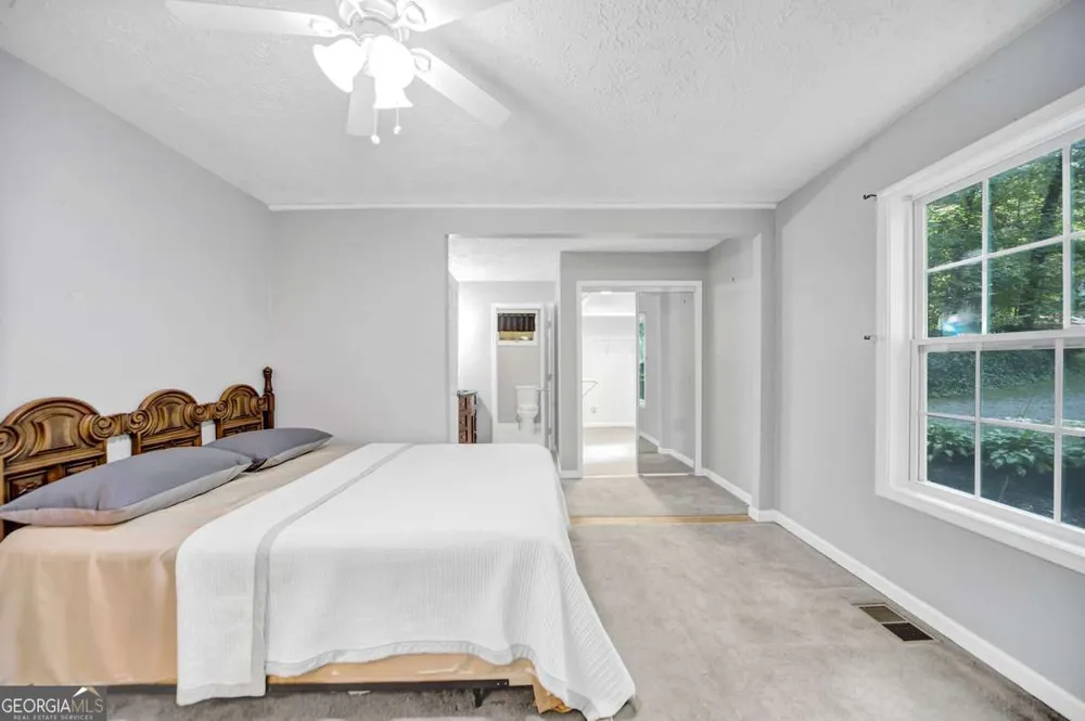 126 Silver Fox DR Dawsonville, GA 30534