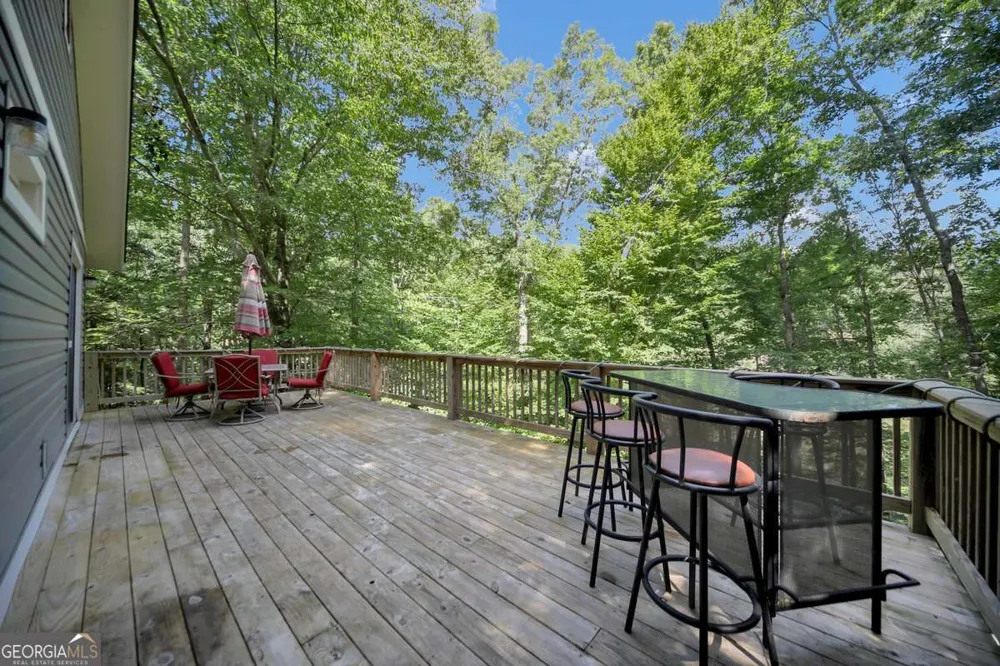 126 Silver Fox DR Dawsonville, GA 30534