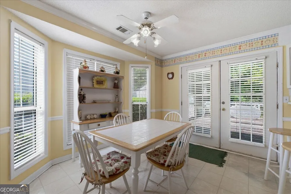 511 Barclay CT Stone Mountain, GA 30083