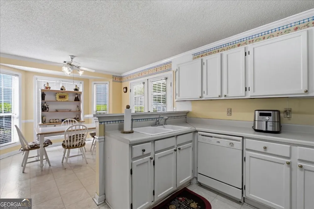 511 Barclay CT Stone Mountain, GA 30083
