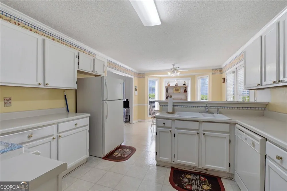 511 Barclay CT Stone Mountain, GA 30083
