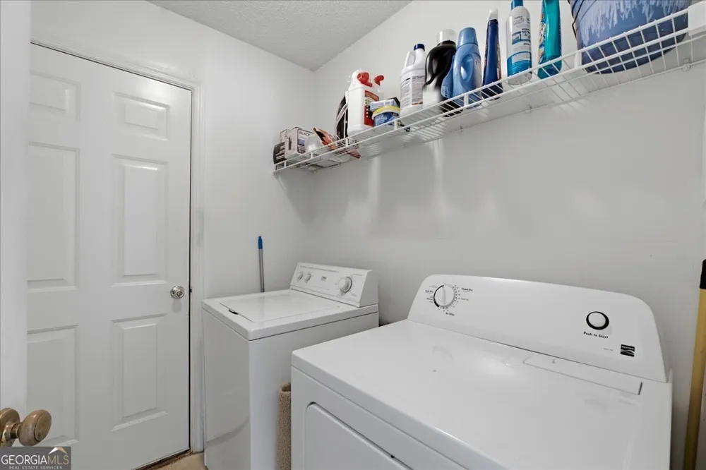 511 Barclay CT Stone Mountain, GA 30083