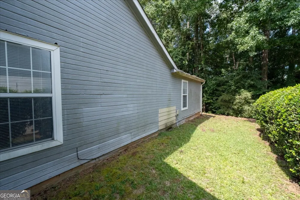 511 Barclay CT Stone Mountain, GA 30083