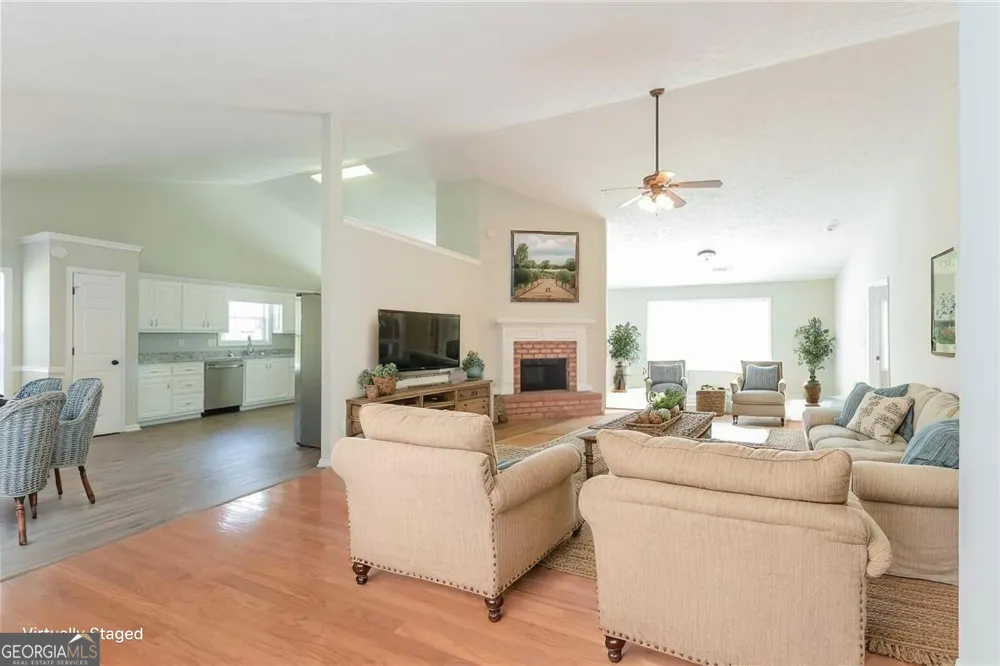 2725 Lenora Springs DR Snellville, GA 30039