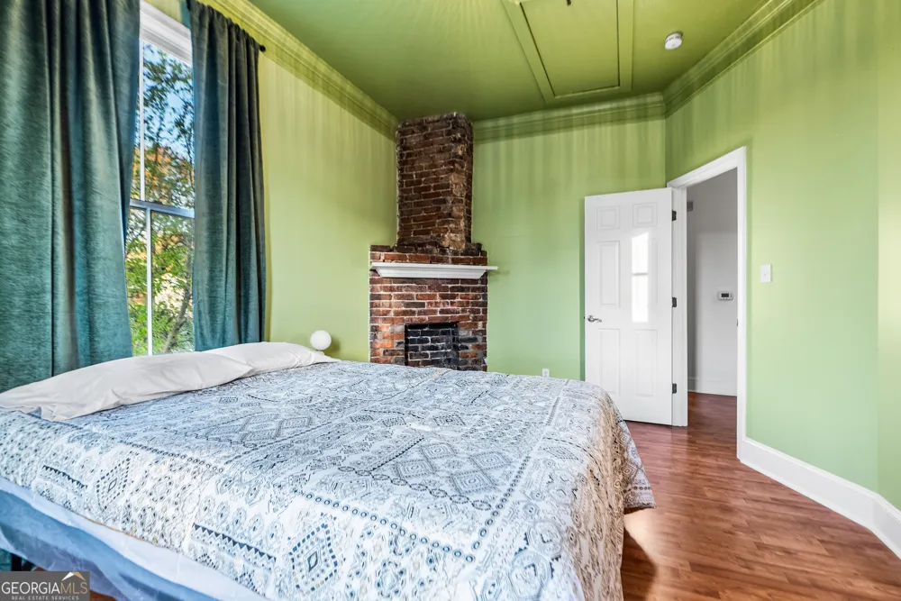 1402 Jefferson ST Savannah, GA 31401